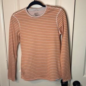 Patagonia Women's capilerie 3 mid weight size Small